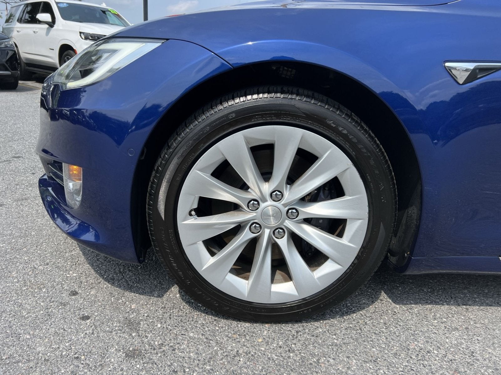 2020 Tesla Model S Long Range Plus