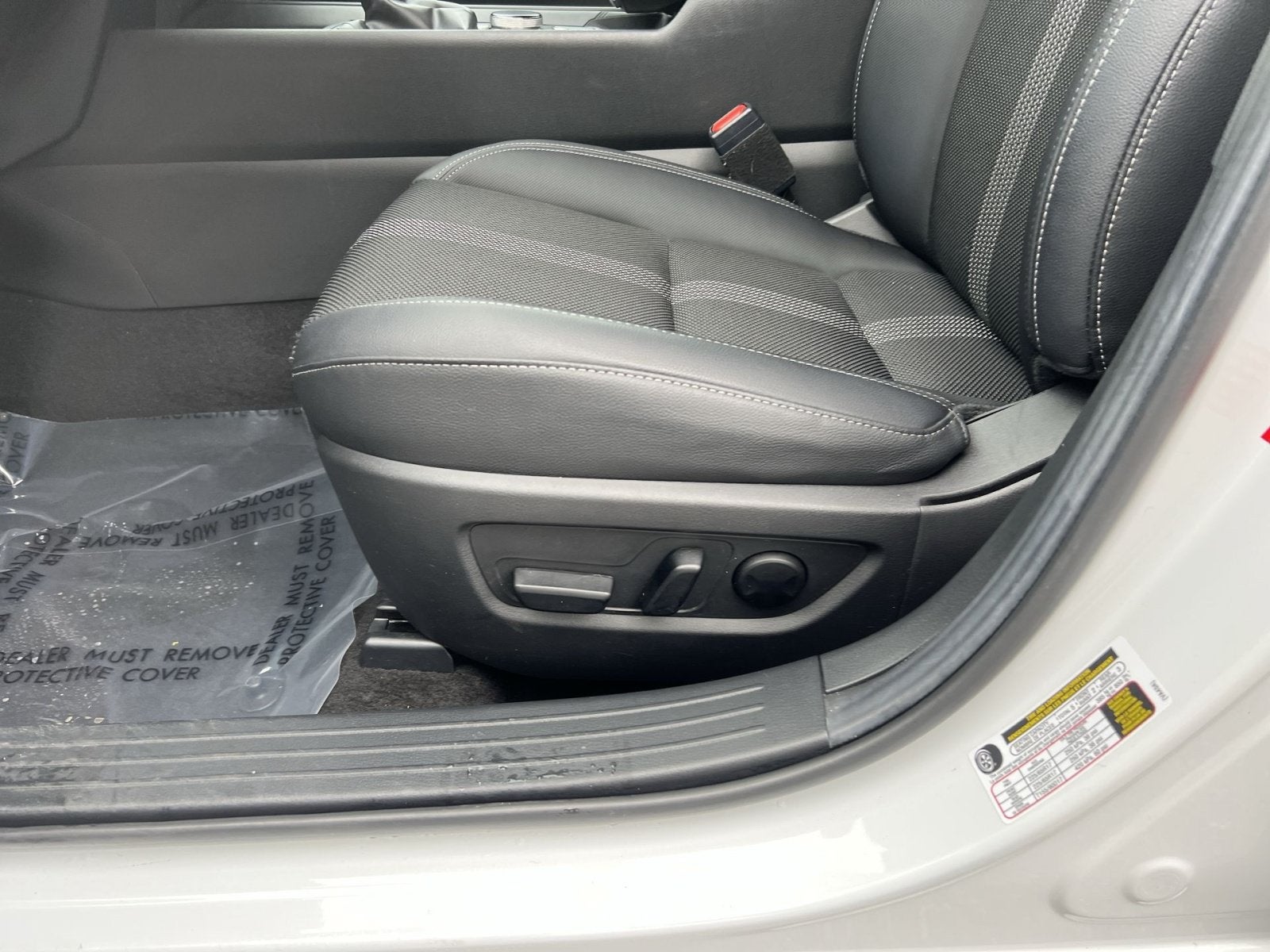 2024 Mazda Mazda CX-50 2.5 S Preferred Package
