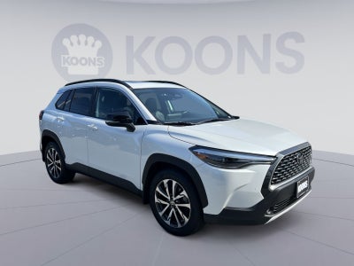 2025 Toyota Corolla Cross XLE