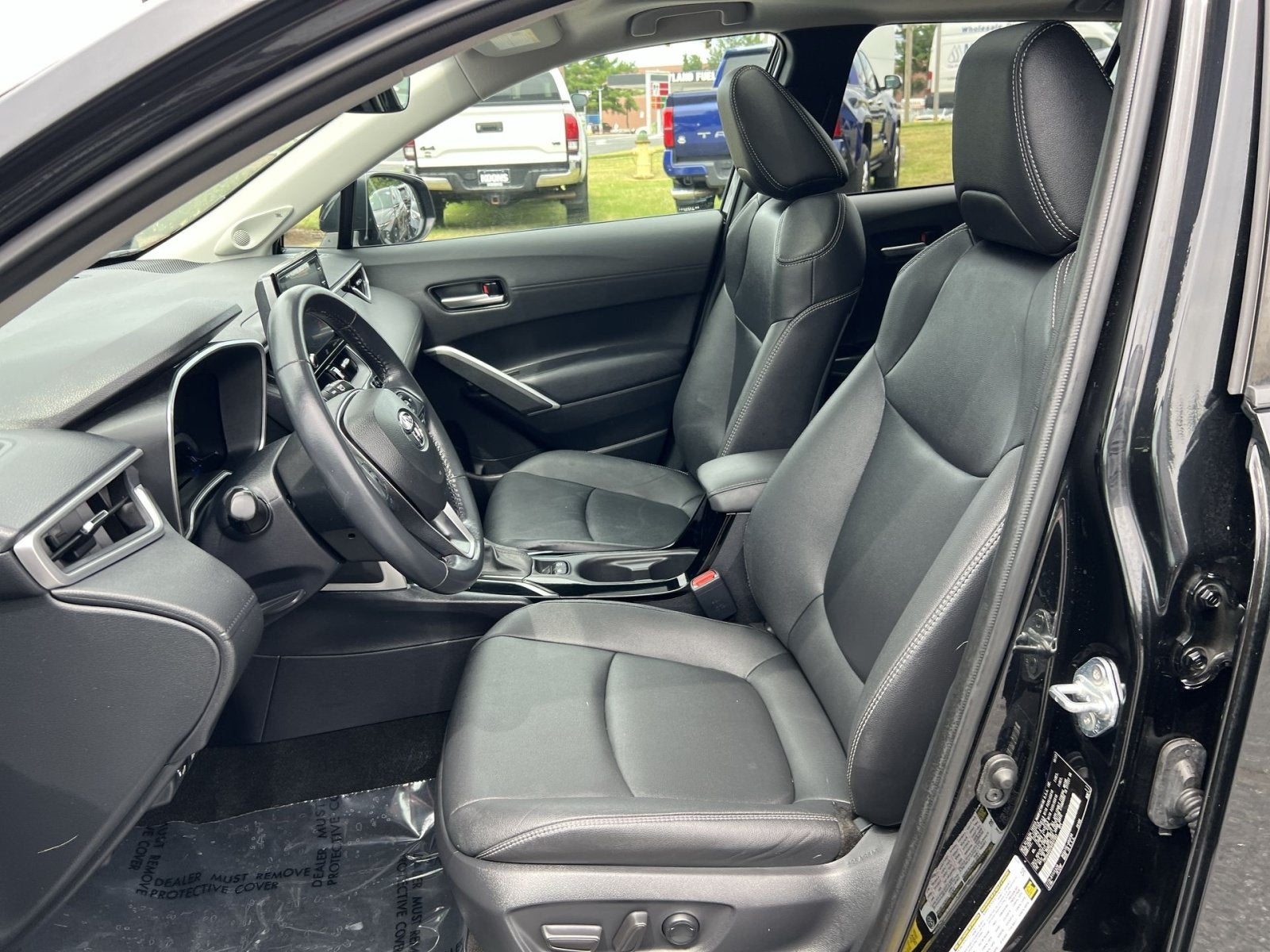 2022 Toyota Corolla Cross XLE