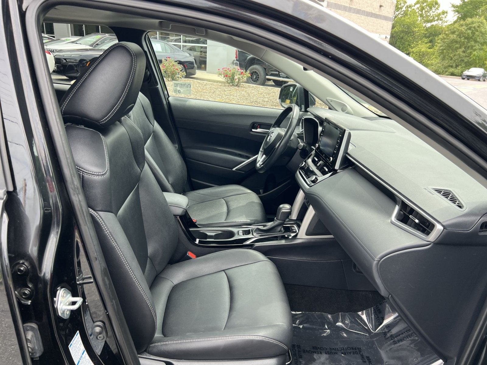 2022 Toyota Corolla Cross XLE