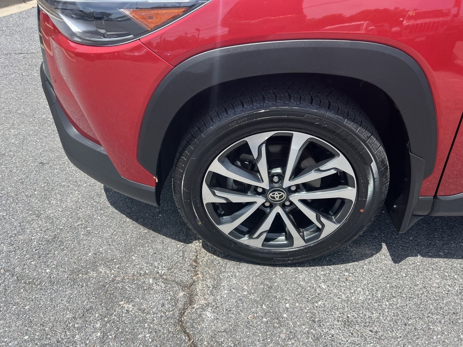 2024 Toyota Corolla Cross XLE