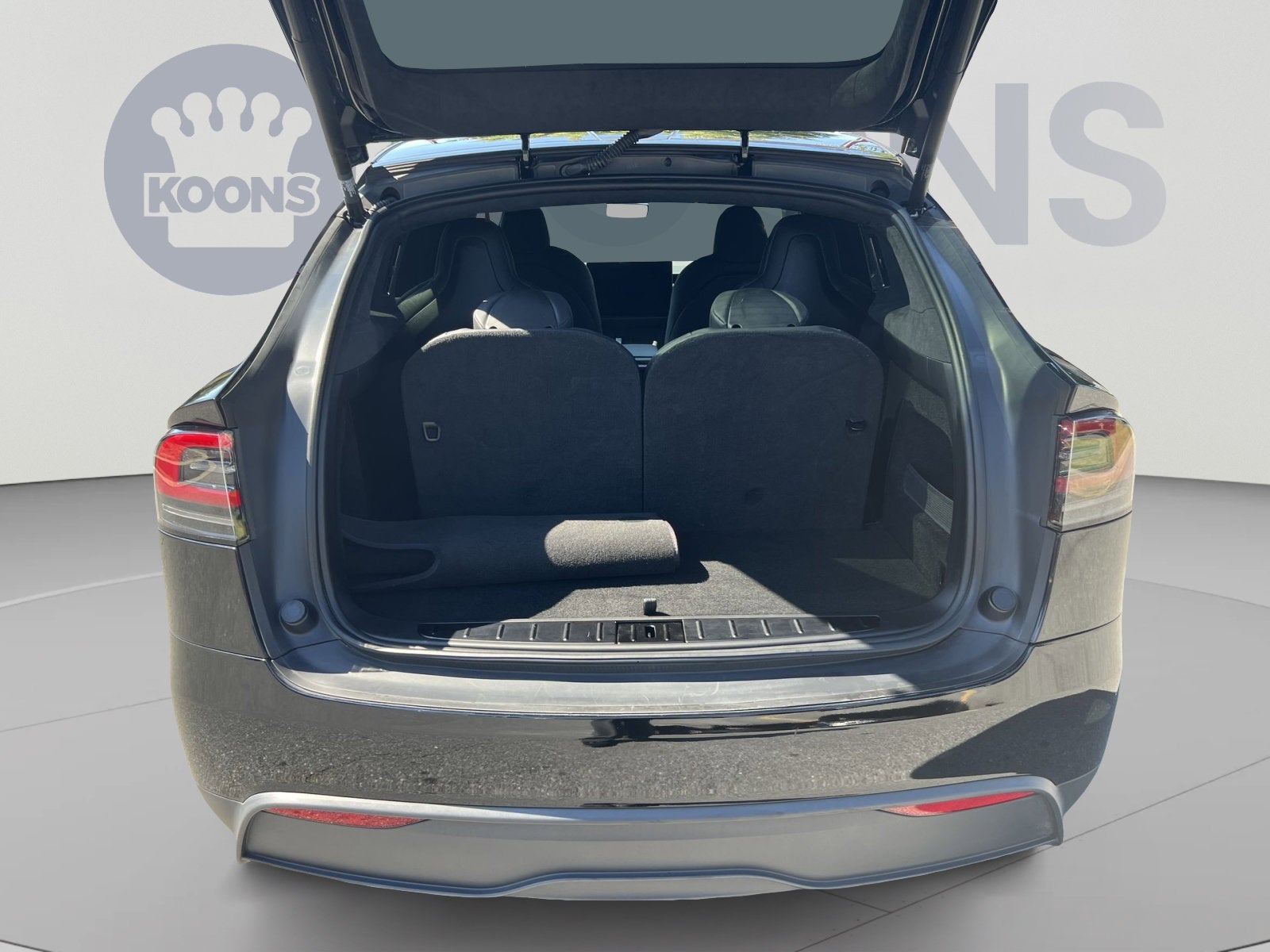 2025 Tesla Model X Base