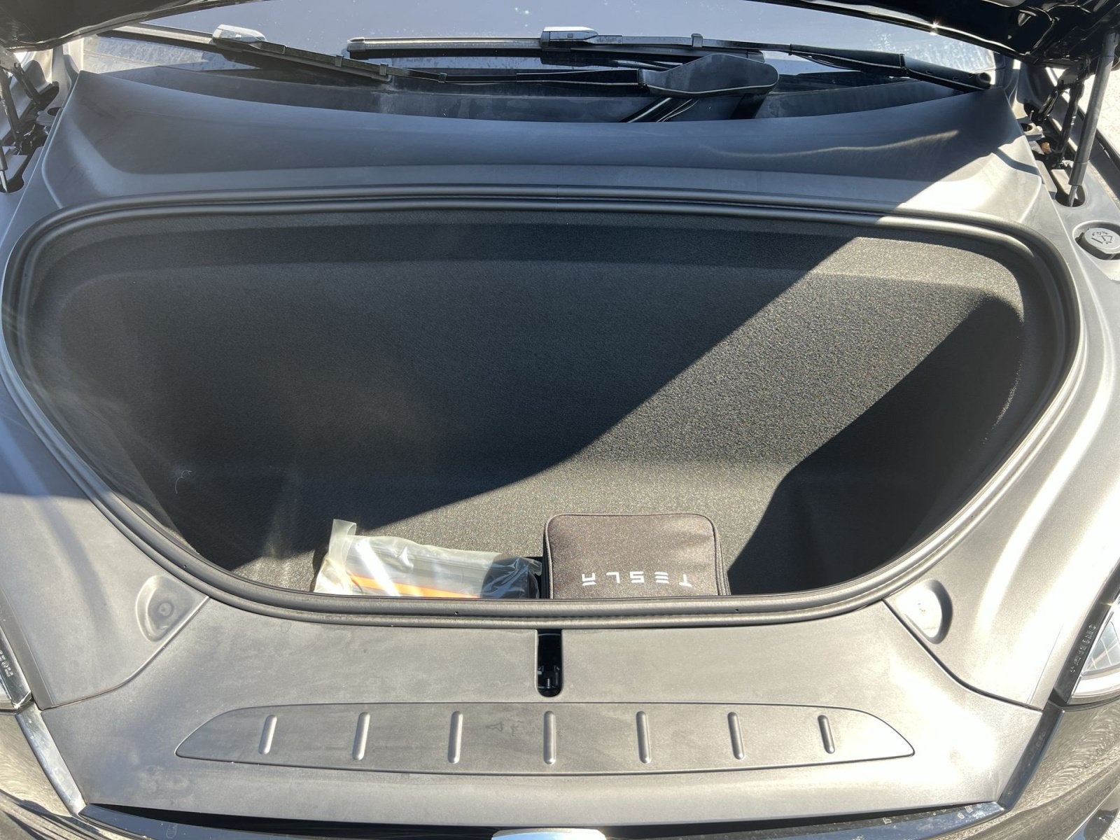 2025 Tesla Model X Base