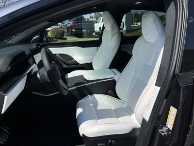2025 Tesla Model X Plaid