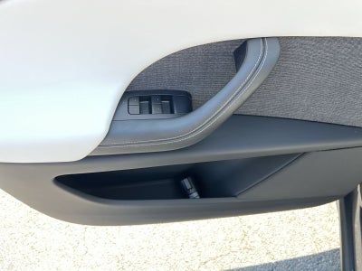 2025 Tesla Model X Plaid