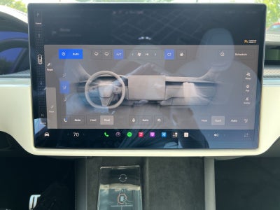 2025 Tesla Model X Plaid