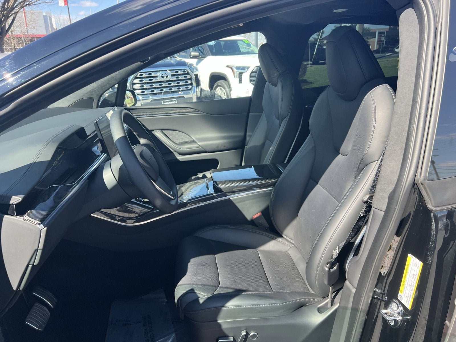 2024 Tesla Model X Base