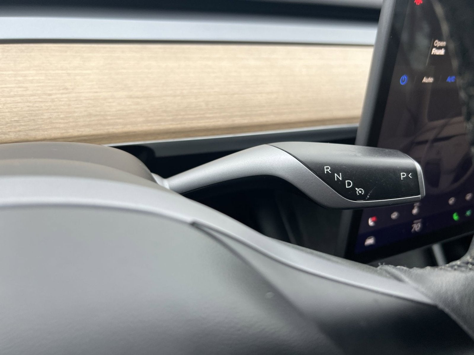 2024 Tesla Model Y Performance