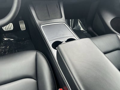 2024 Tesla Model Y Performance