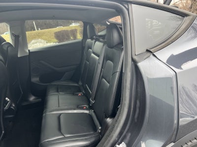 2024 Tesla Model Y Performance