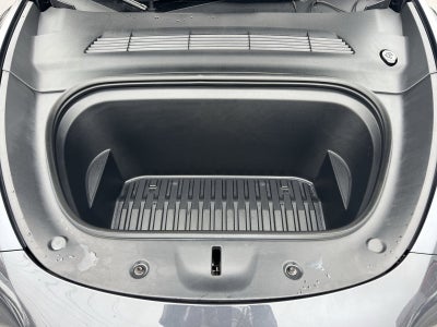 2024 Tesla Model Y Performance