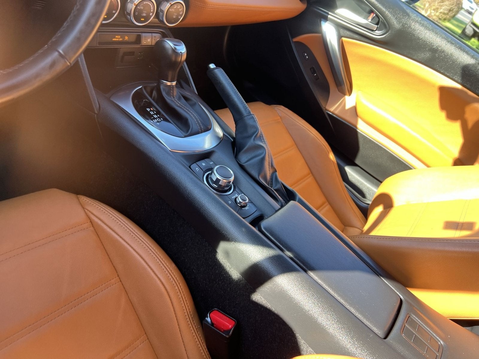 2019 FIAT 124 Spider Lusso