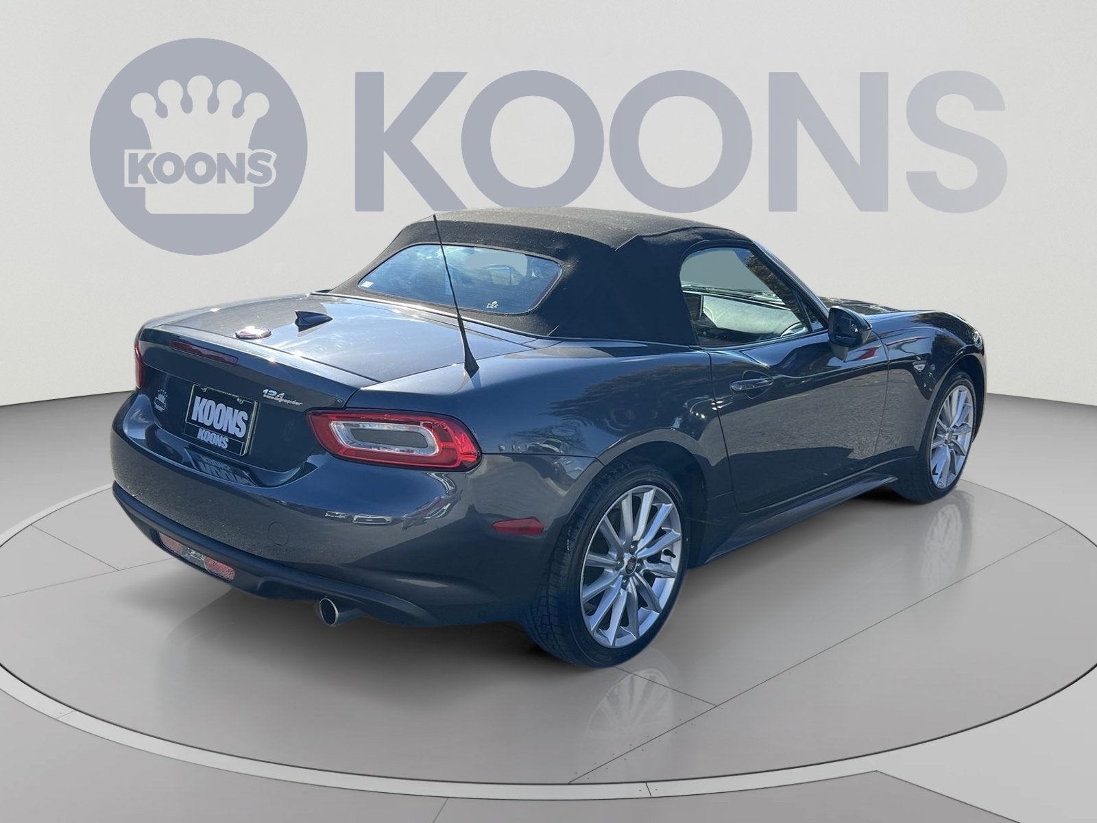 2019 FIAT 124 Spider Lusso