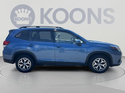 2024 Subaru Forester Premium