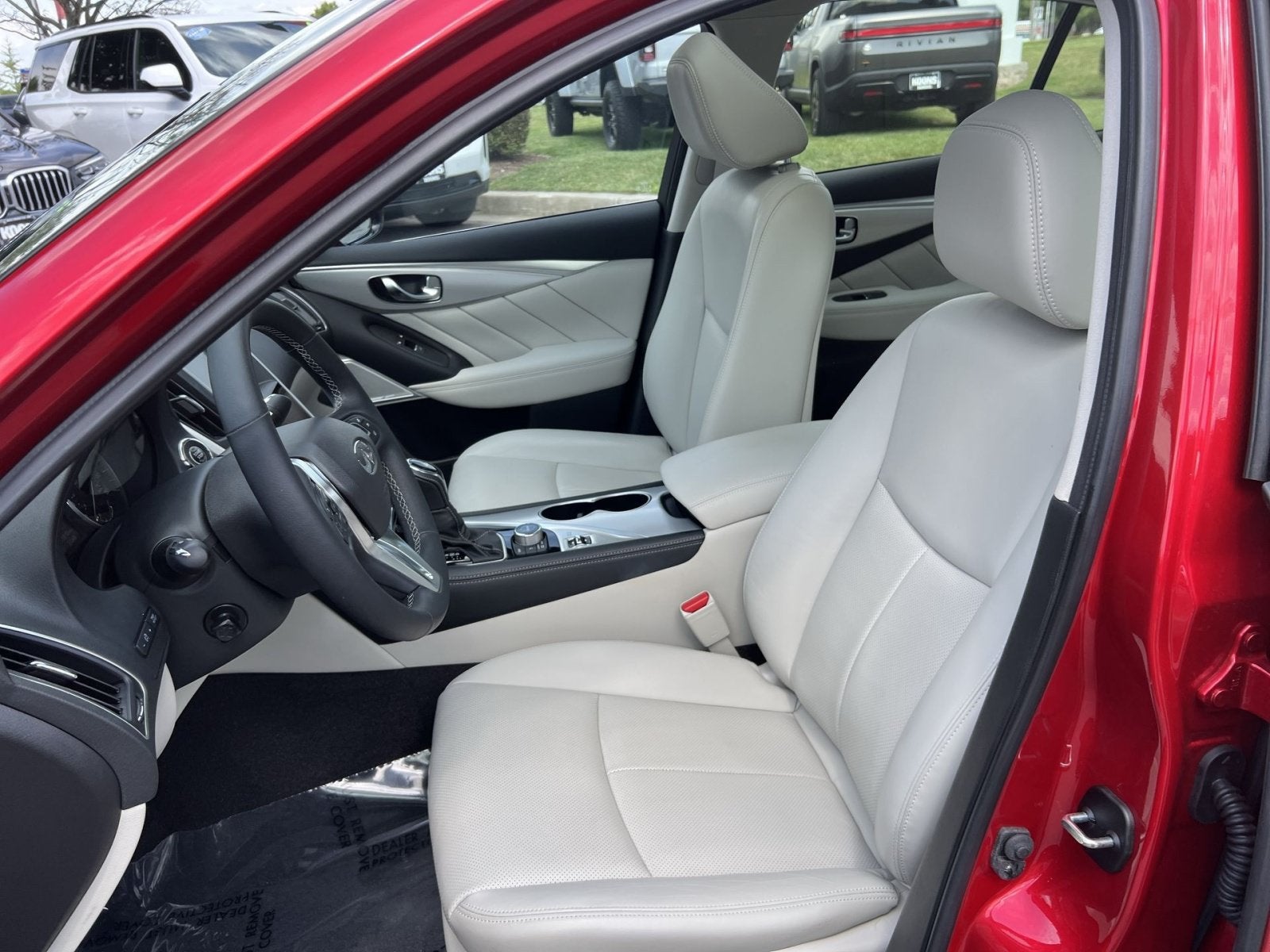 2022 INFINITI Q50 LUXE