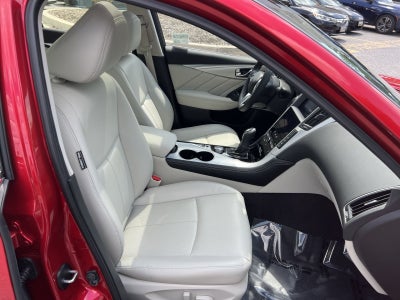 2022 INFINITI Q50 LUXE