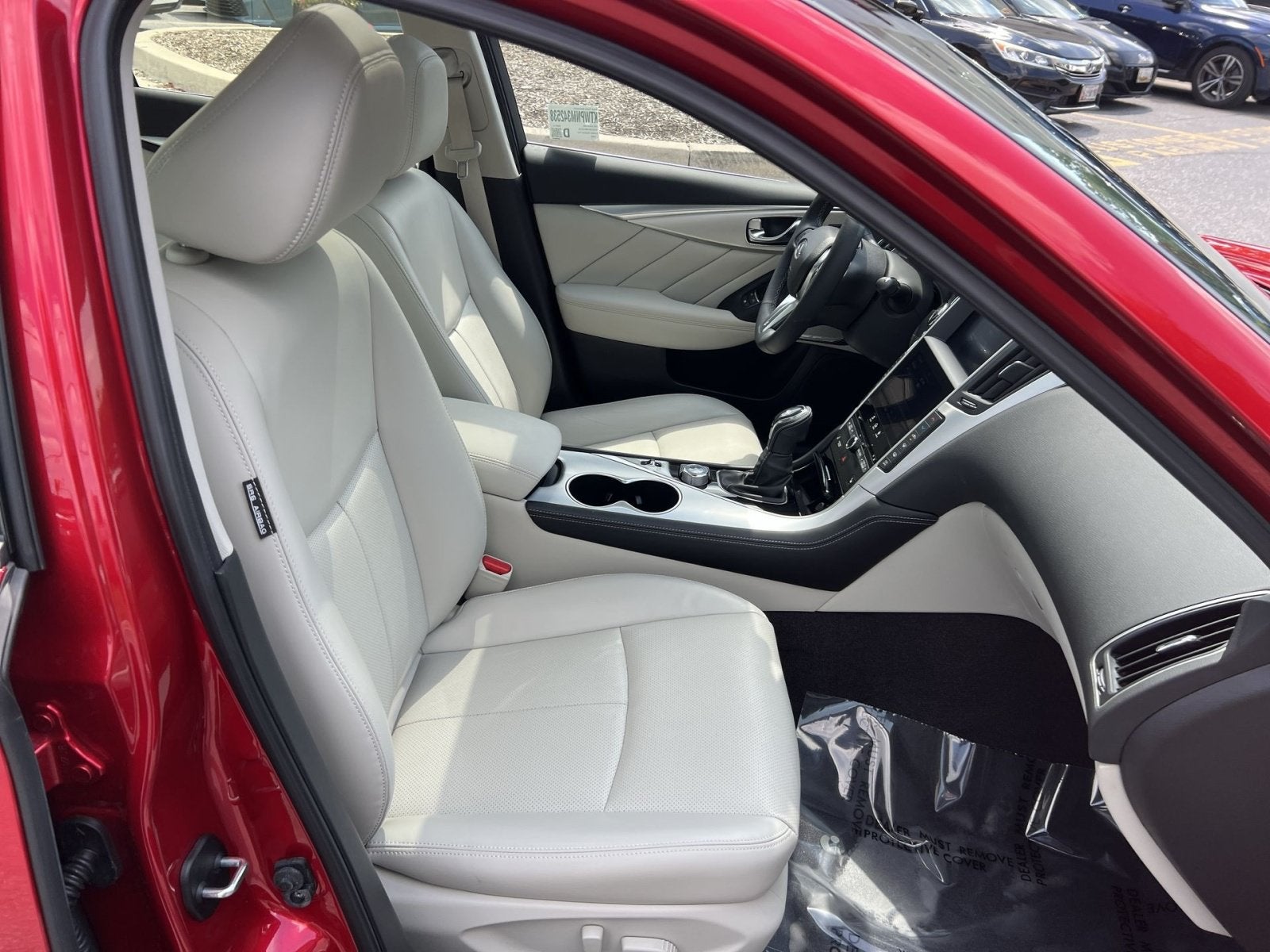 2022 INFINITI Q50 LUXE