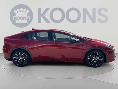 2025 Toyota Prius XLE