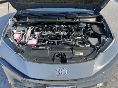 2025 Toyota Prius Plug-In Hybrid SE