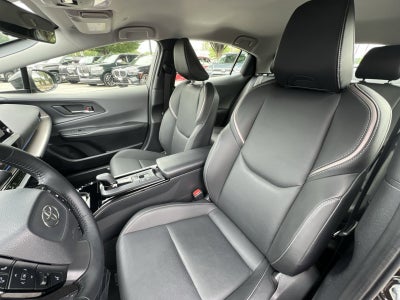 2025 Toyota Prius XLE