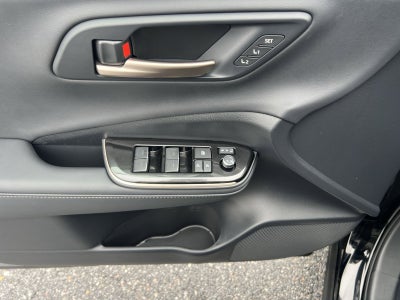 2025 Toyota Crown Platinum