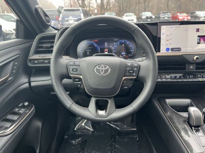 2025 Toyota Crown Platinum