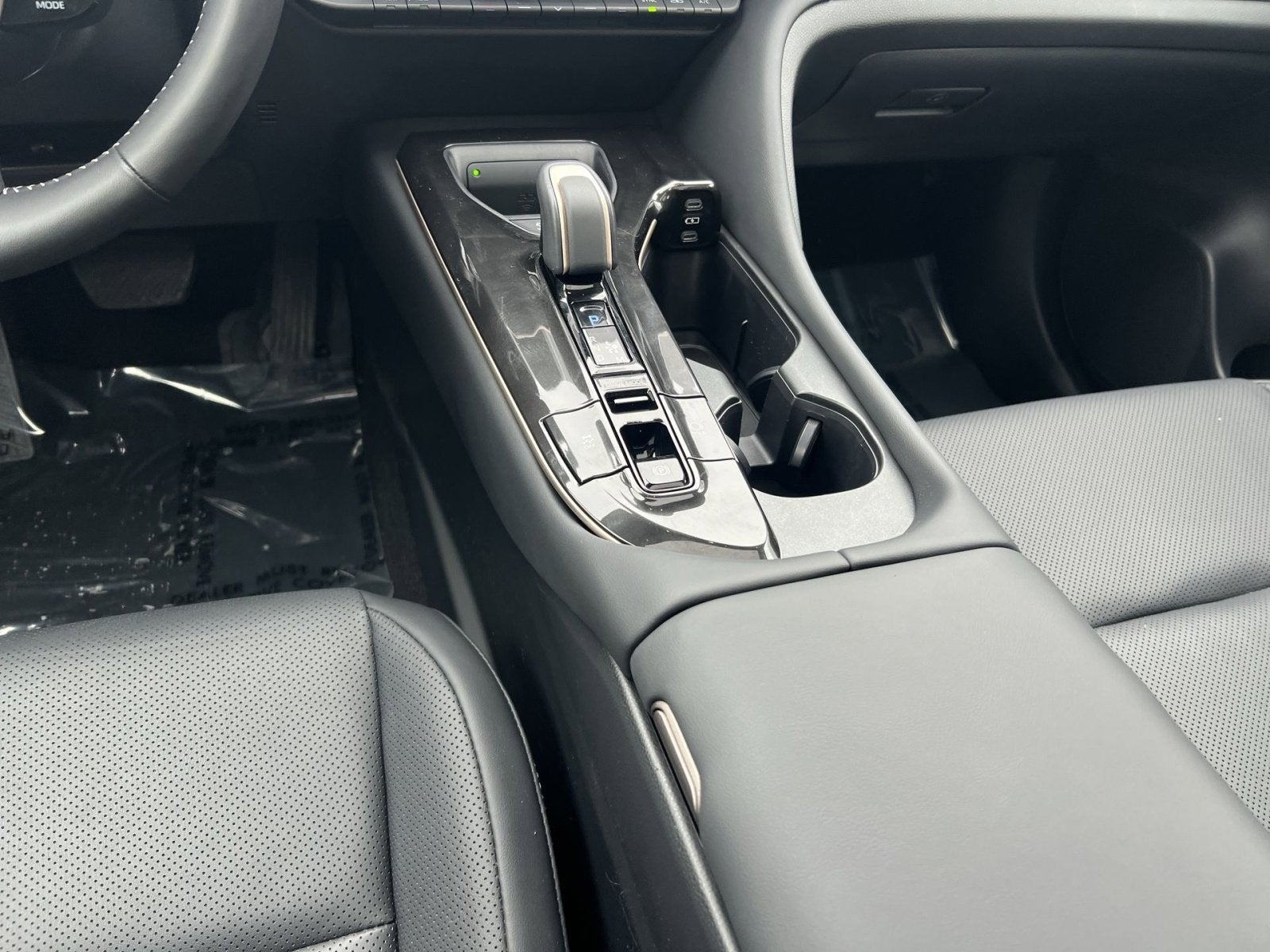 2025 Toyota Crown Platinum