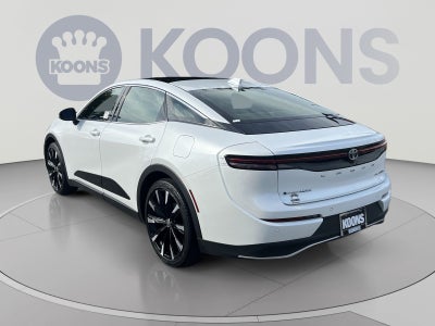 2025 Toyota Crown Platinum
