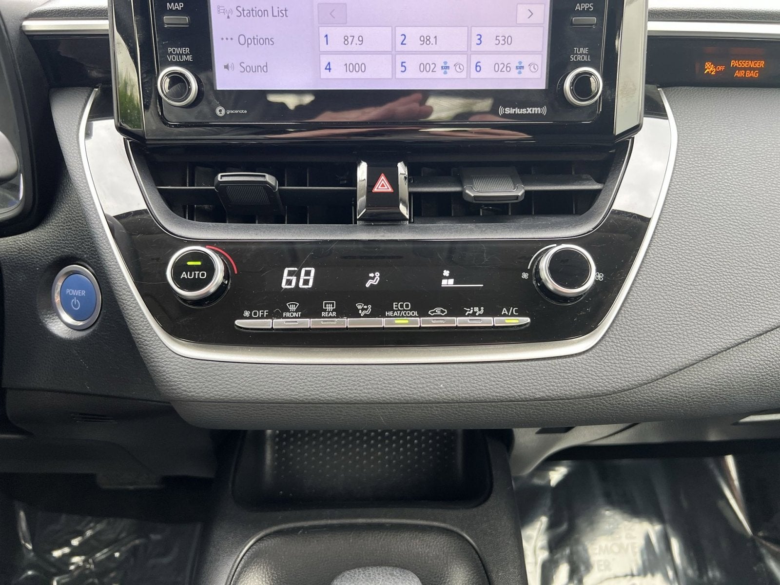 2022 Toyota Corolla Hybrid LE