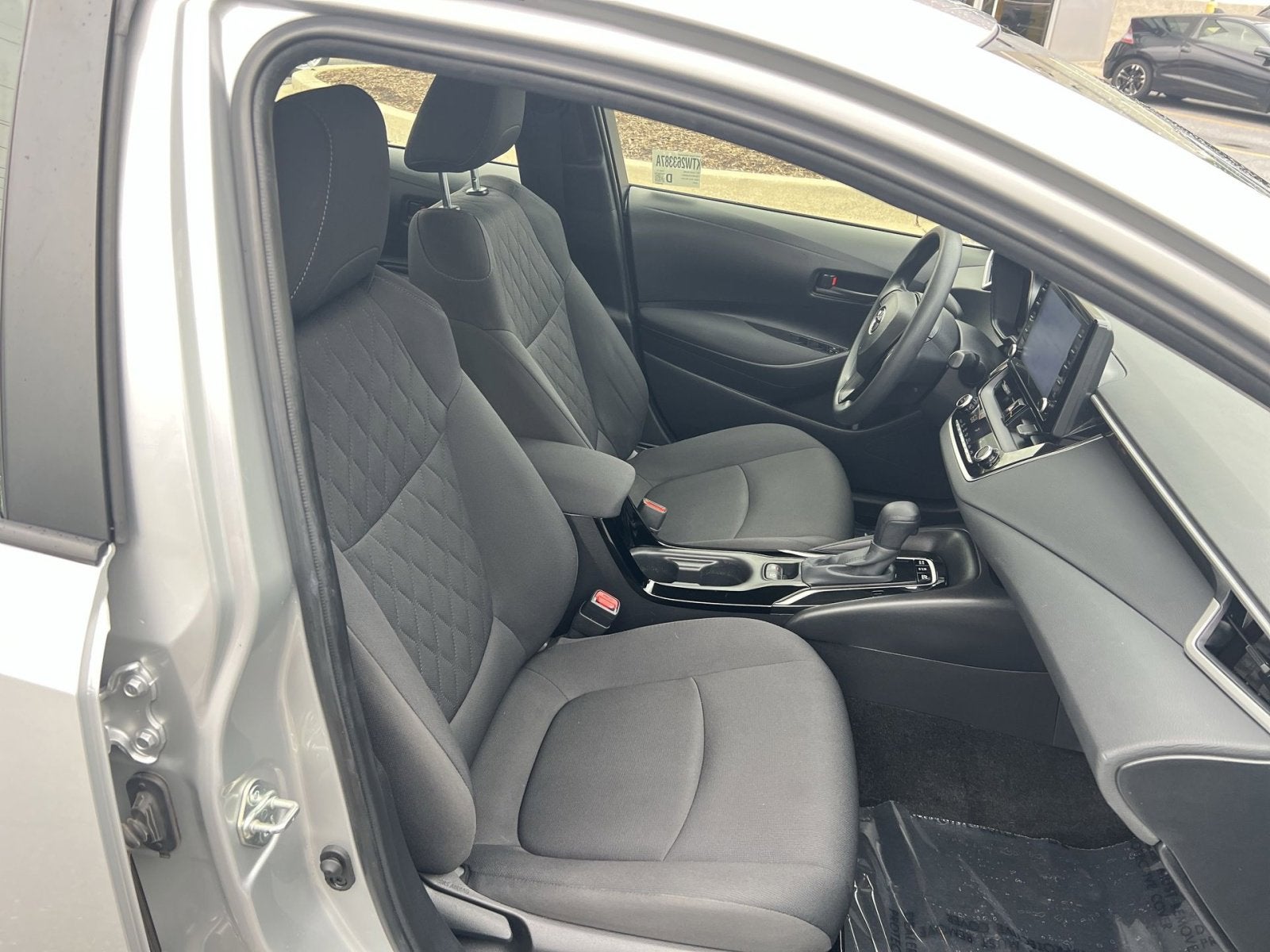 2022 Toyota Corolla Hybrid LE
