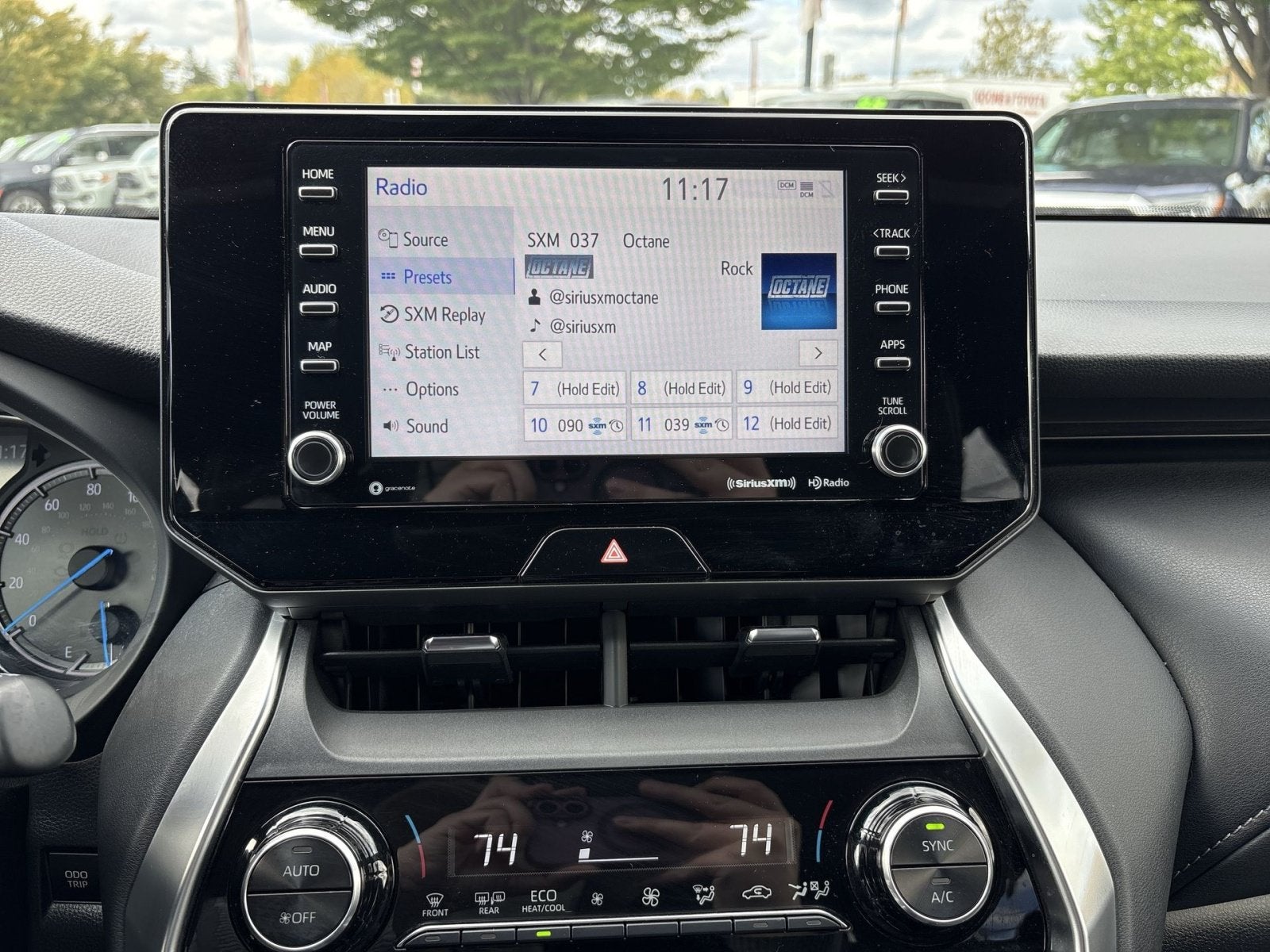 2022 Toyota Venza XLE