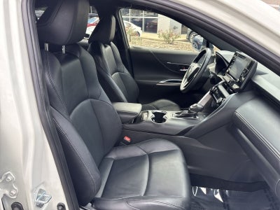 2022 Toyota Venza XLE