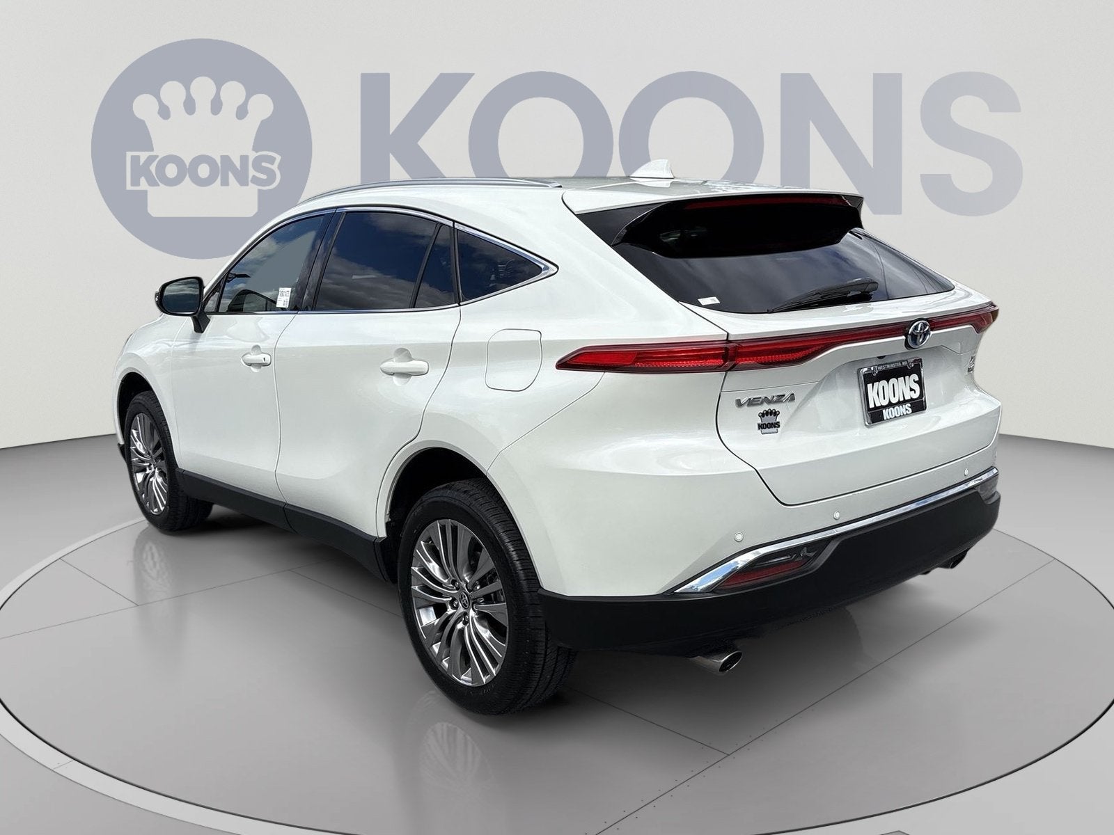 2022 Toyota Venza XLE
