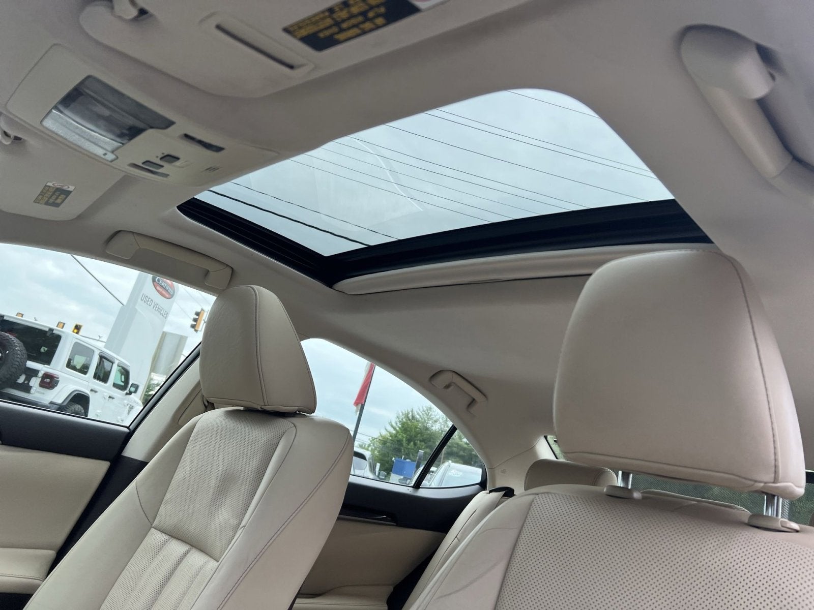 2017 Lexus ES 350