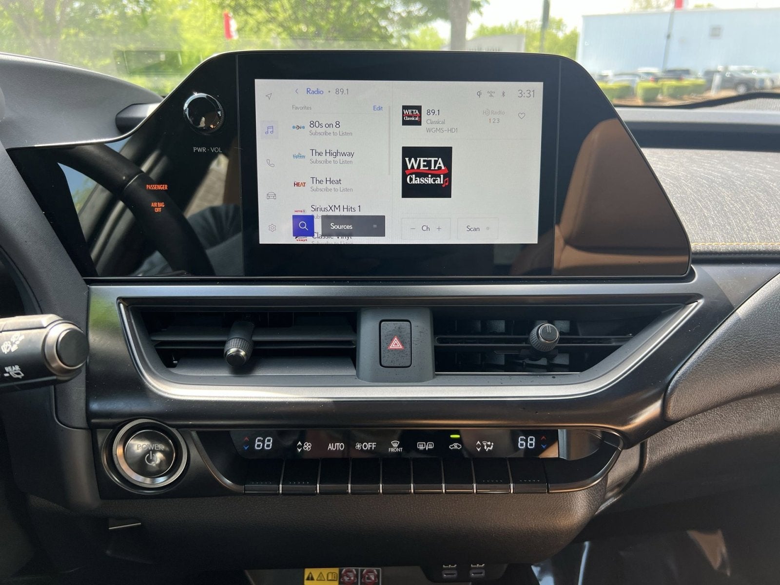 2025 Lexus UX 300h Premium