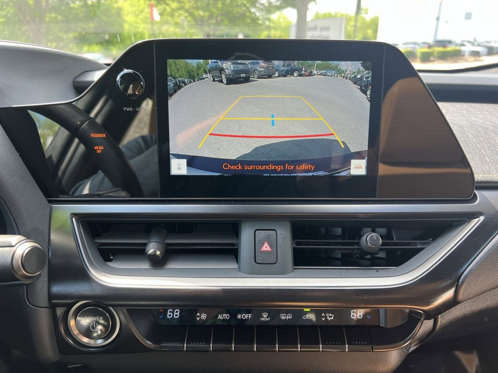 2025 Lexus UX 300h Premium