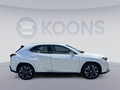2025 Lexus UX 300h Premium