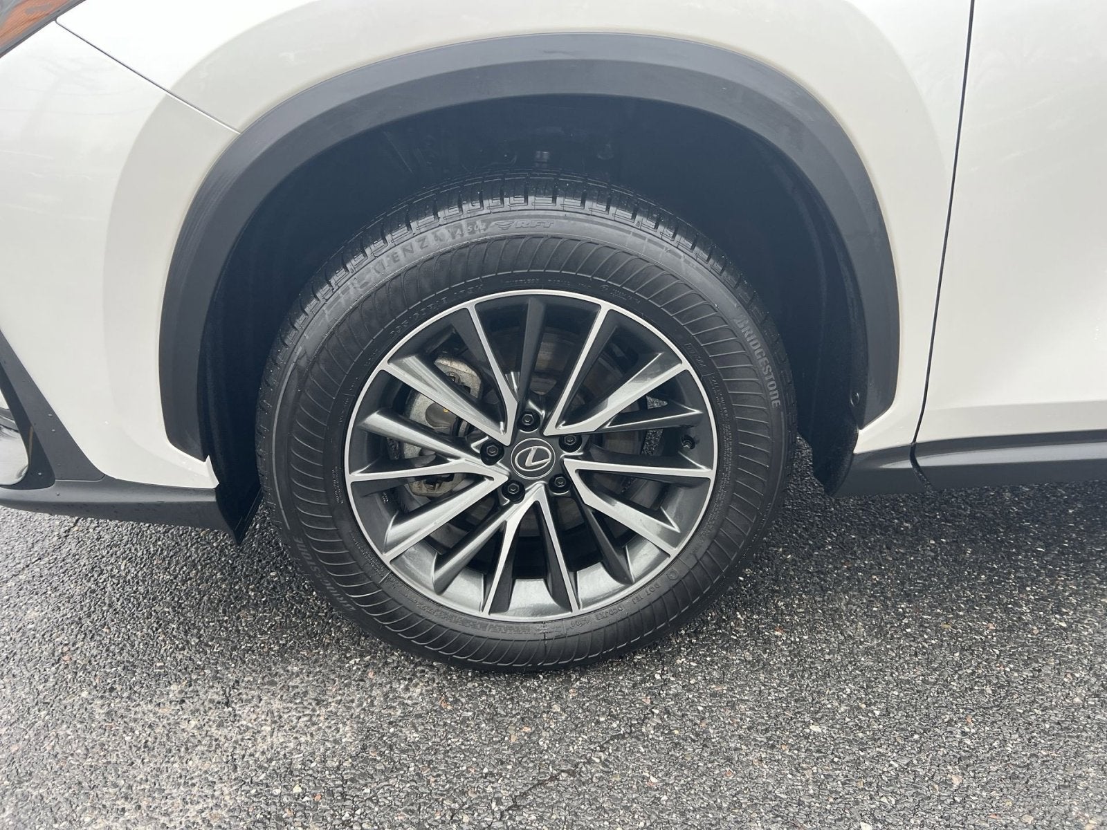 2025 Lexus NX 350h Premium