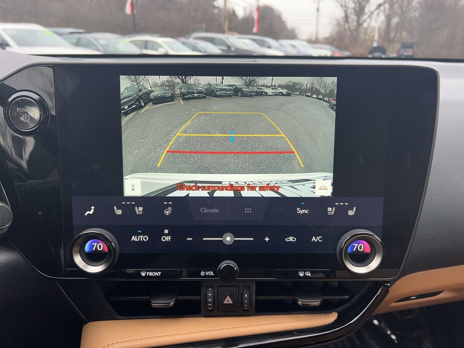 2025 Lexus NX 350h Premium