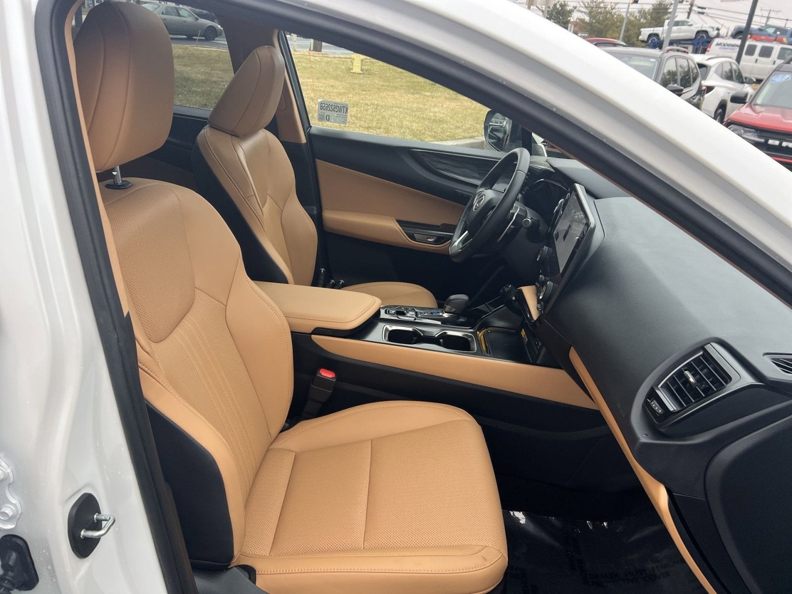 2025 Lexus NX 350h Premium