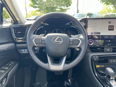 2024 Lexus NX 450h+ Luxury