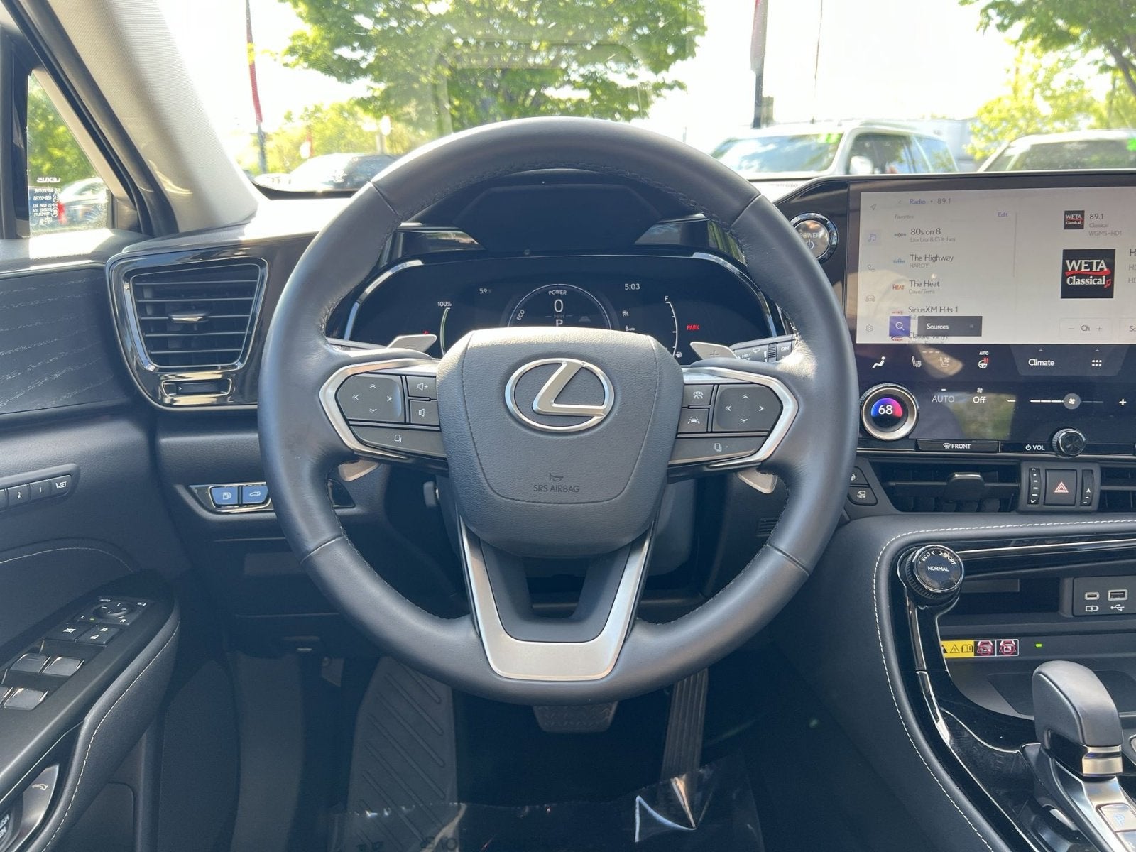 2024 Lexus NX 450h+ Luxury