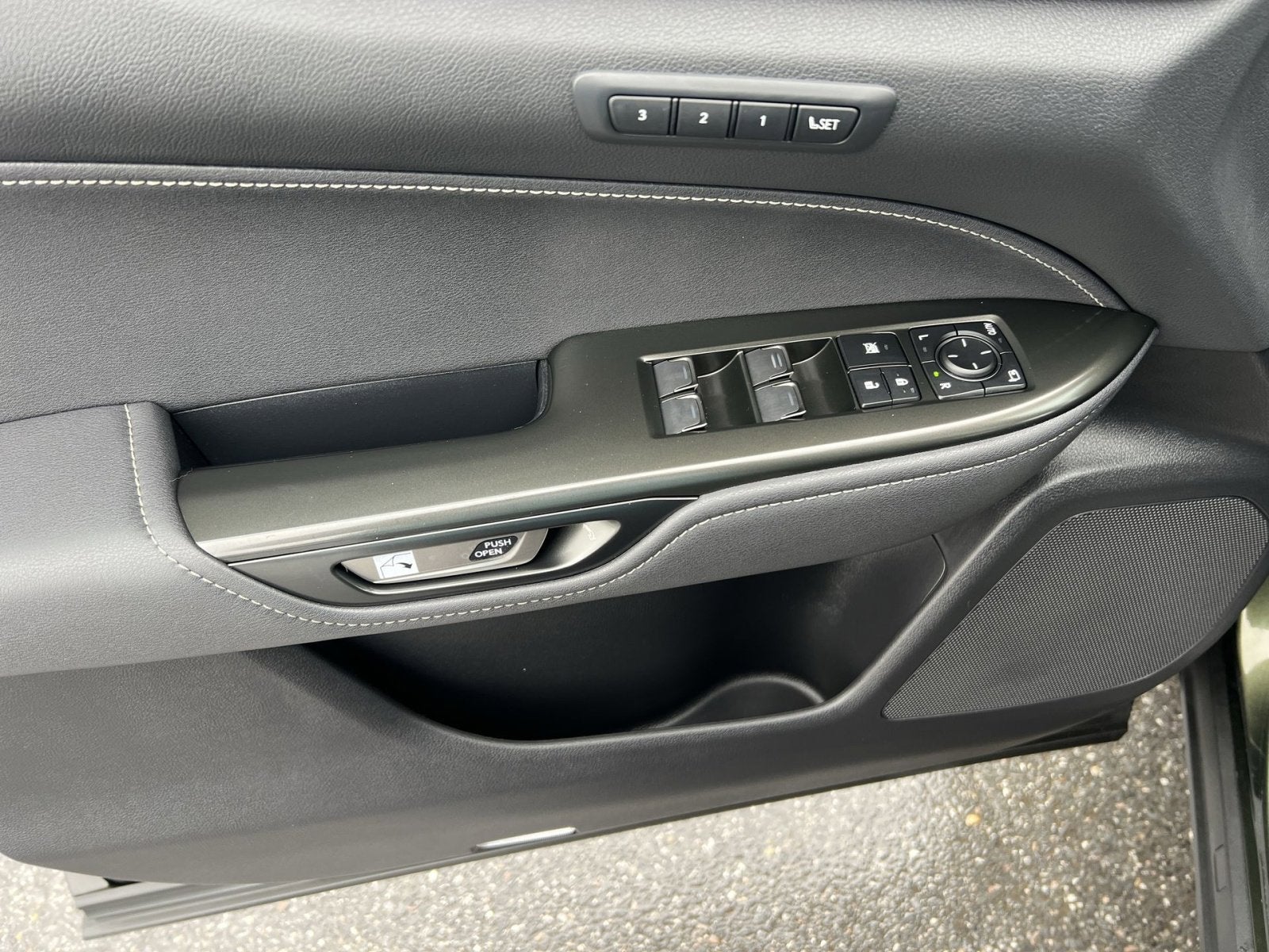 2024 Lexus NX 450h+ Luxury