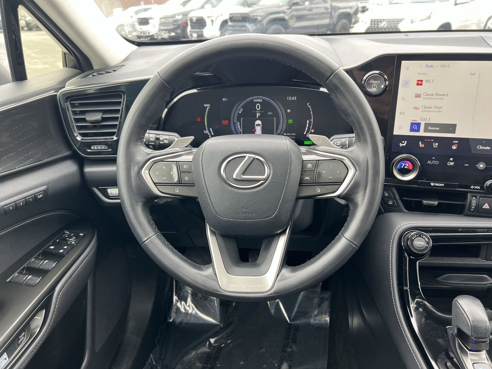 2024 Lexus NX 450h+ Luxury