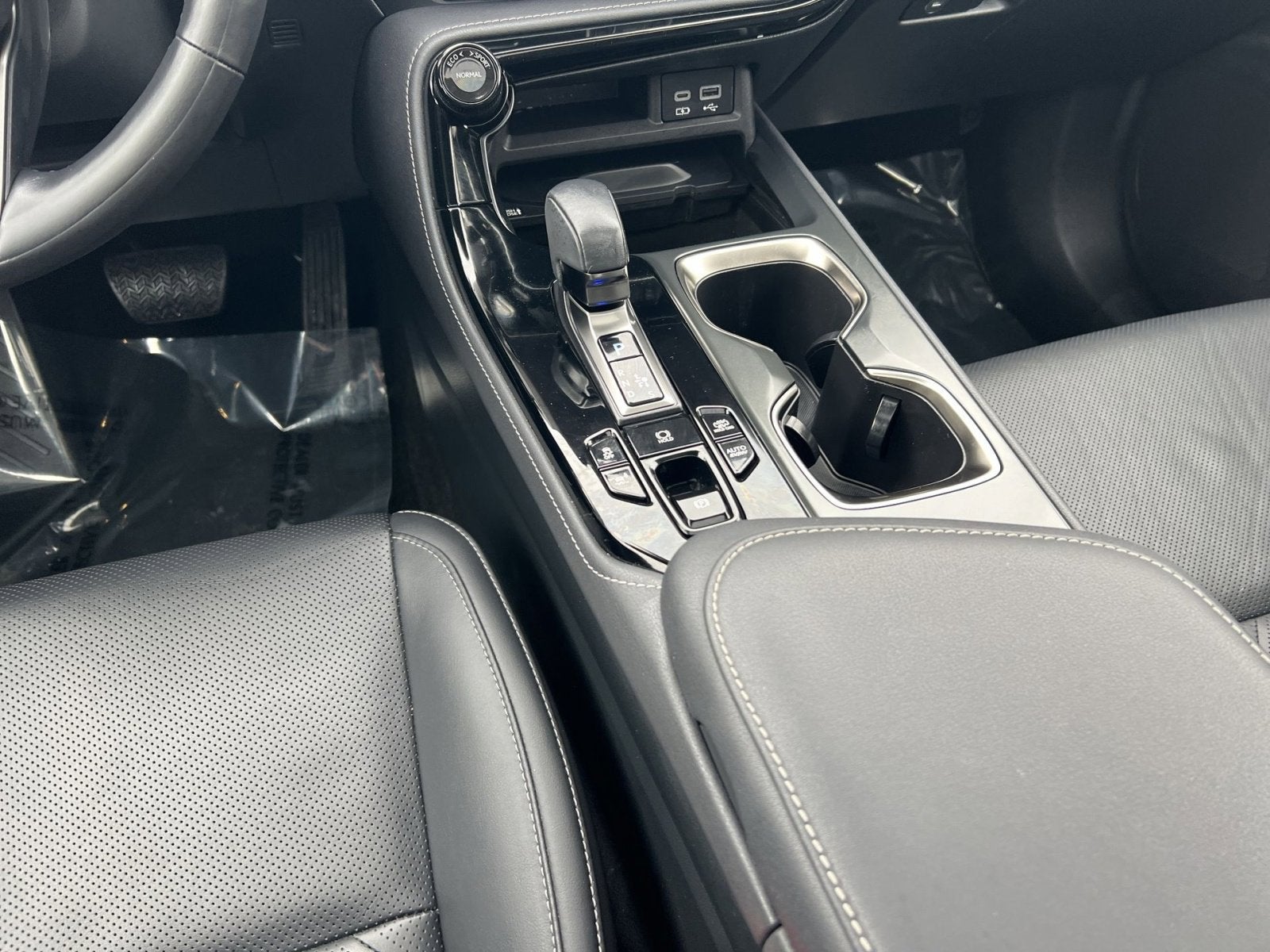 2024 Lexus NX 450h+ Luxury