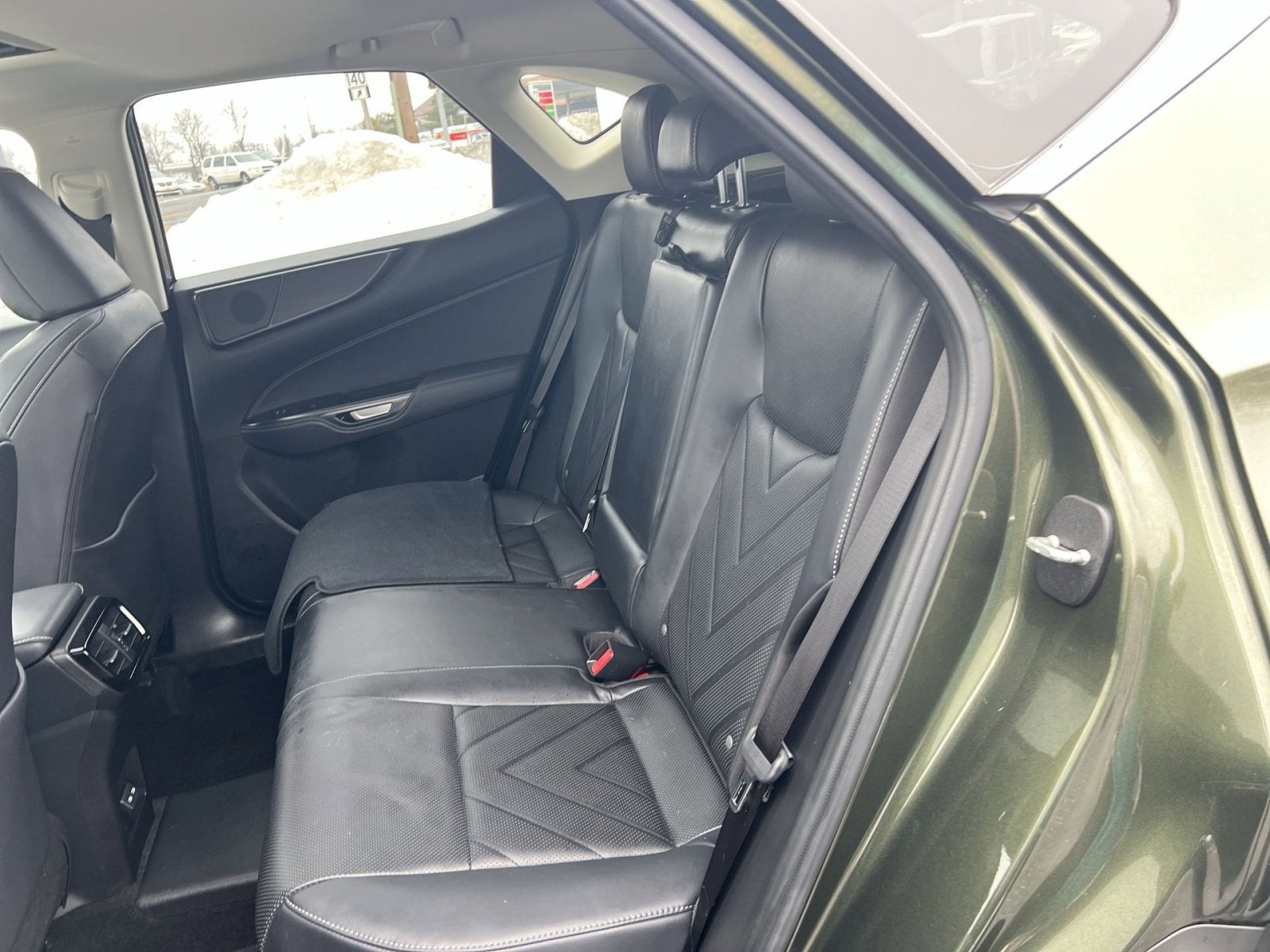 2024 Lexus NX 450h+ Luxury