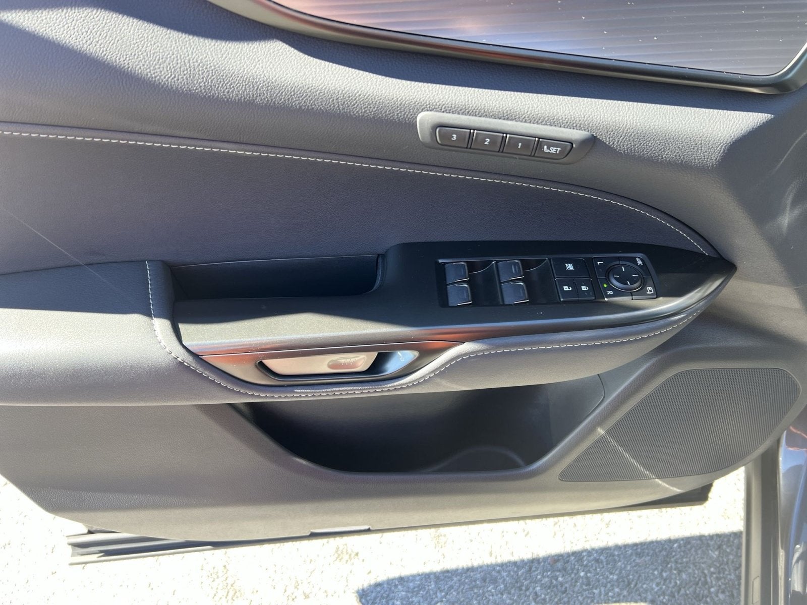 2025 Lexus NX 450h+ F SPORT
