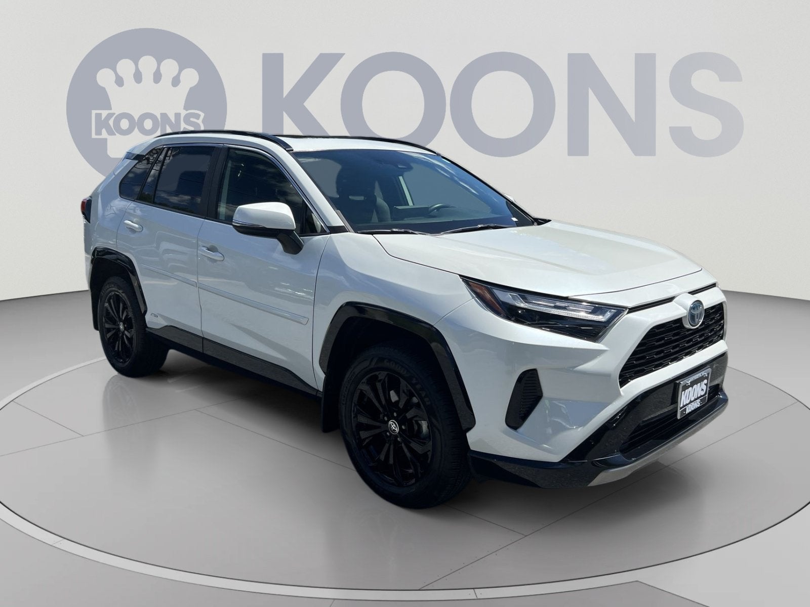 2022 Toyota RAV4 Hybrid SE