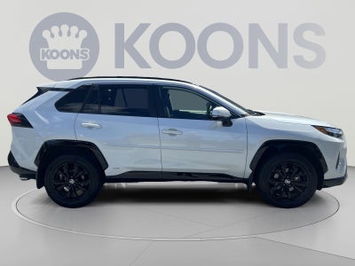 2022 Toyota RAV4 Hybrid SE